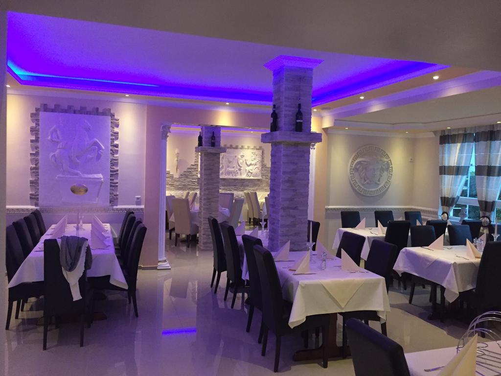Hotel Restaurant Parthenon Otterbach Exterior foto